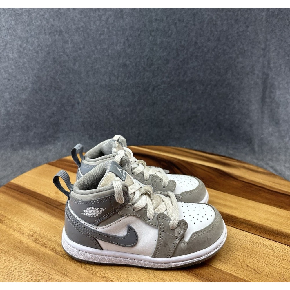 Nike Air Jordan 1 Mid SE Shoes White Cool Gray Size 8C HF3195-100